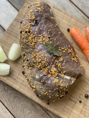 Sauerbraten vom Rind (eingelegt) ca. 1 - 1,3 kg - IDA
