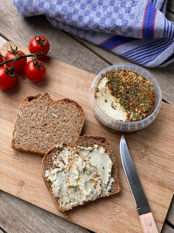 Produktfoto zu Ziegenfrischkäse Pikante Kräuter