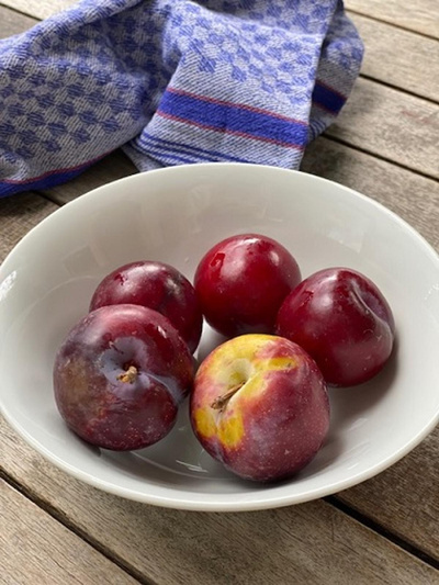 Produktfoto zu Pflaumen 300g Portion