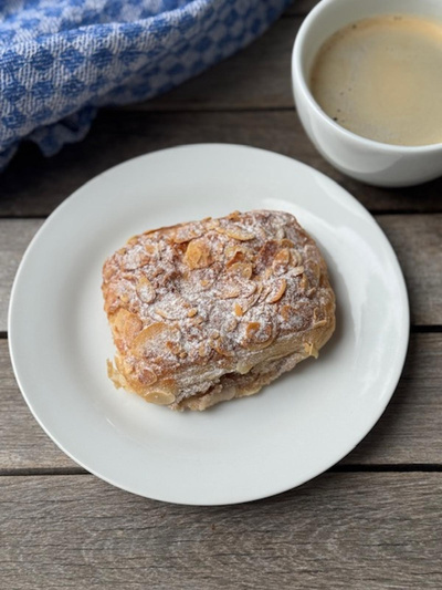 Produktfoto zu Dinkel-Mandelcroissant von Back Bord
