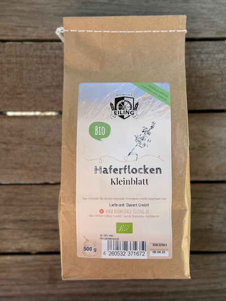 KI generiert: Eine Packung Bio-Haferflocken Kleinblatt von Bio-Mühle Eiling, 500 g.
